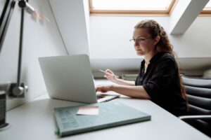 Účetní program pro s.r.o.: co musíte ze zákona vést a jak vám s tím pomůže Money S3